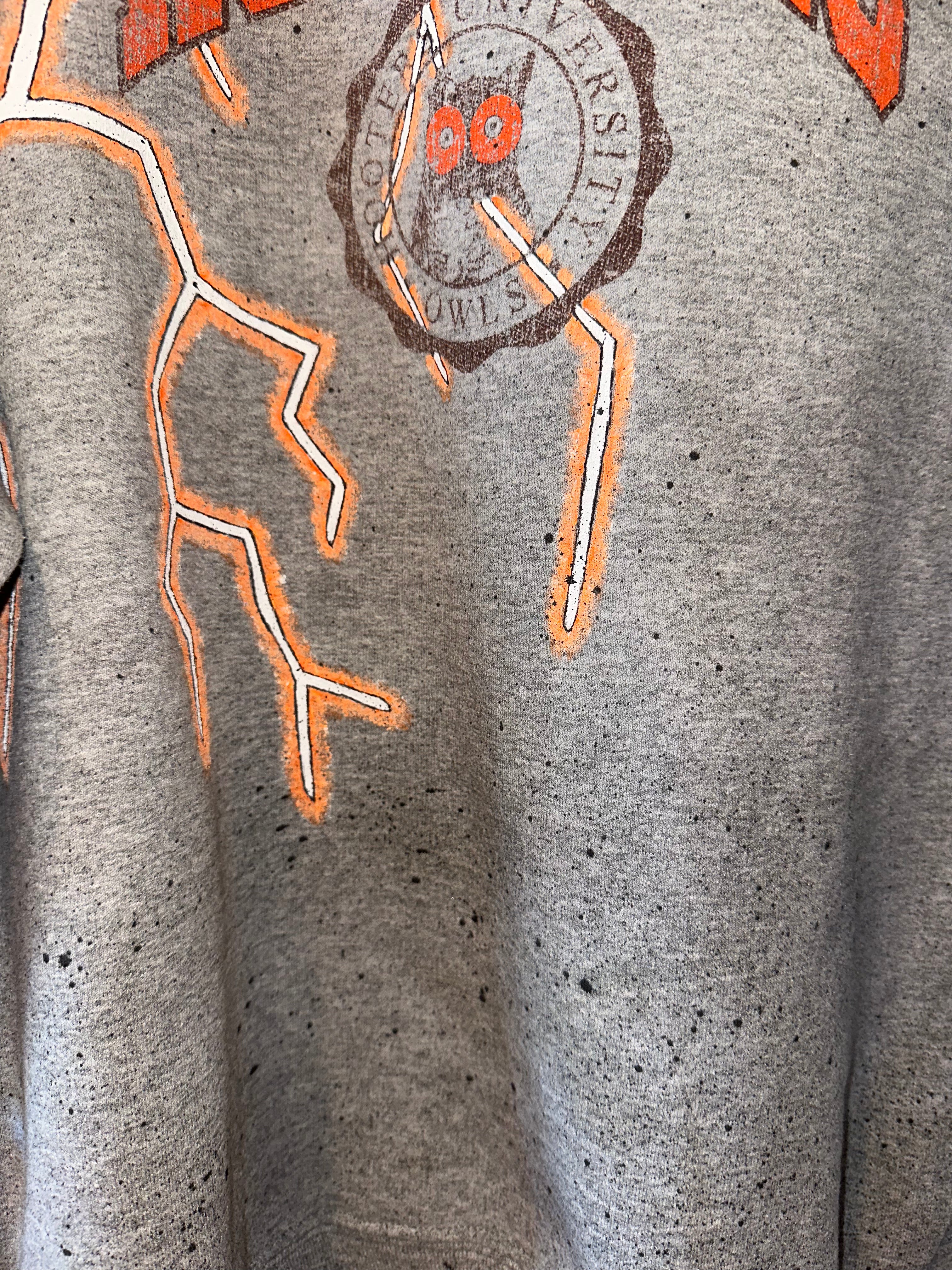 GLOW DIFFERENT CREWNECK